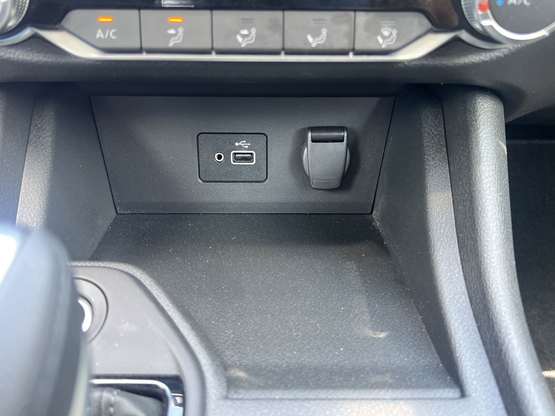 Used 2023 Nissan Sentra S FWD image 6
