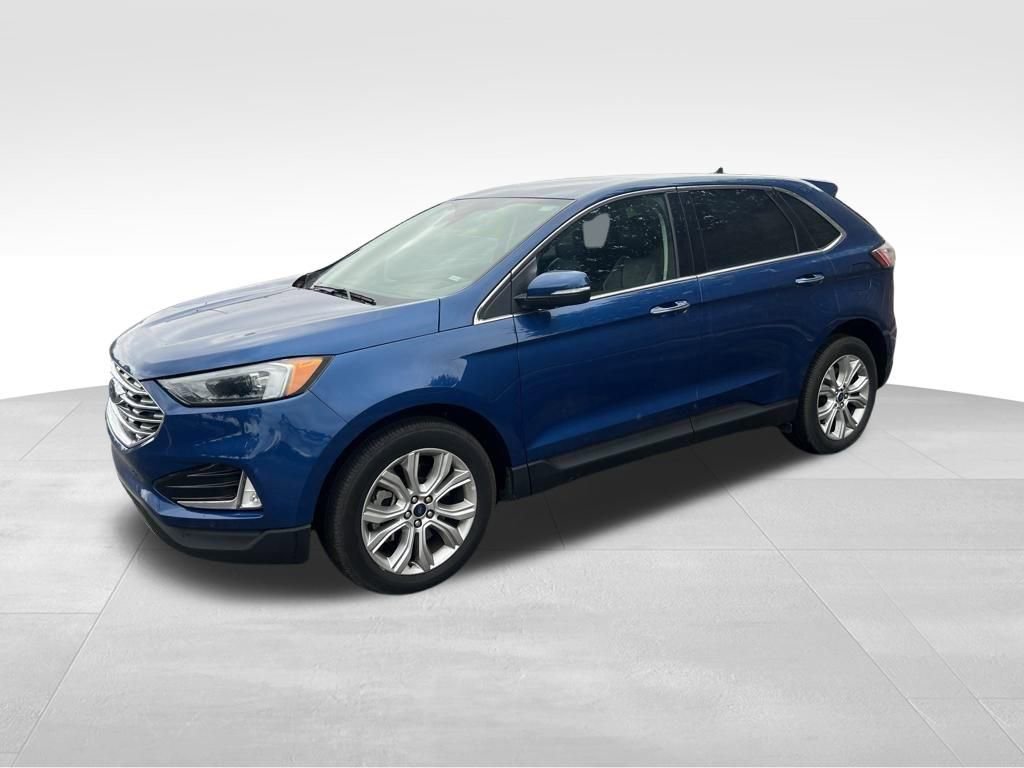 Used 2022 Ford Edge Titanium image 3