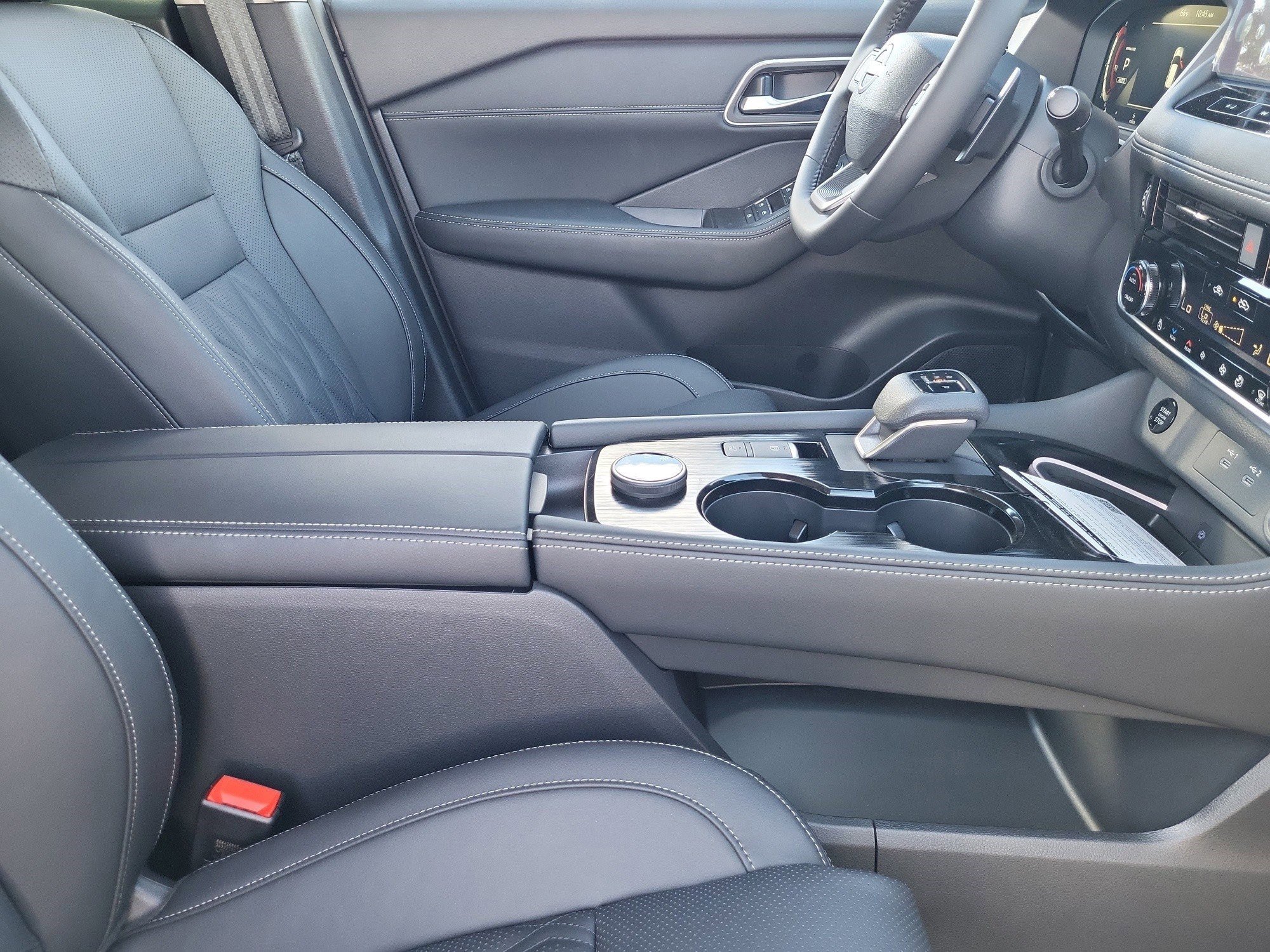 New 2026 Nissan Rogue Platinum w/ Platinum Premium Package image 11