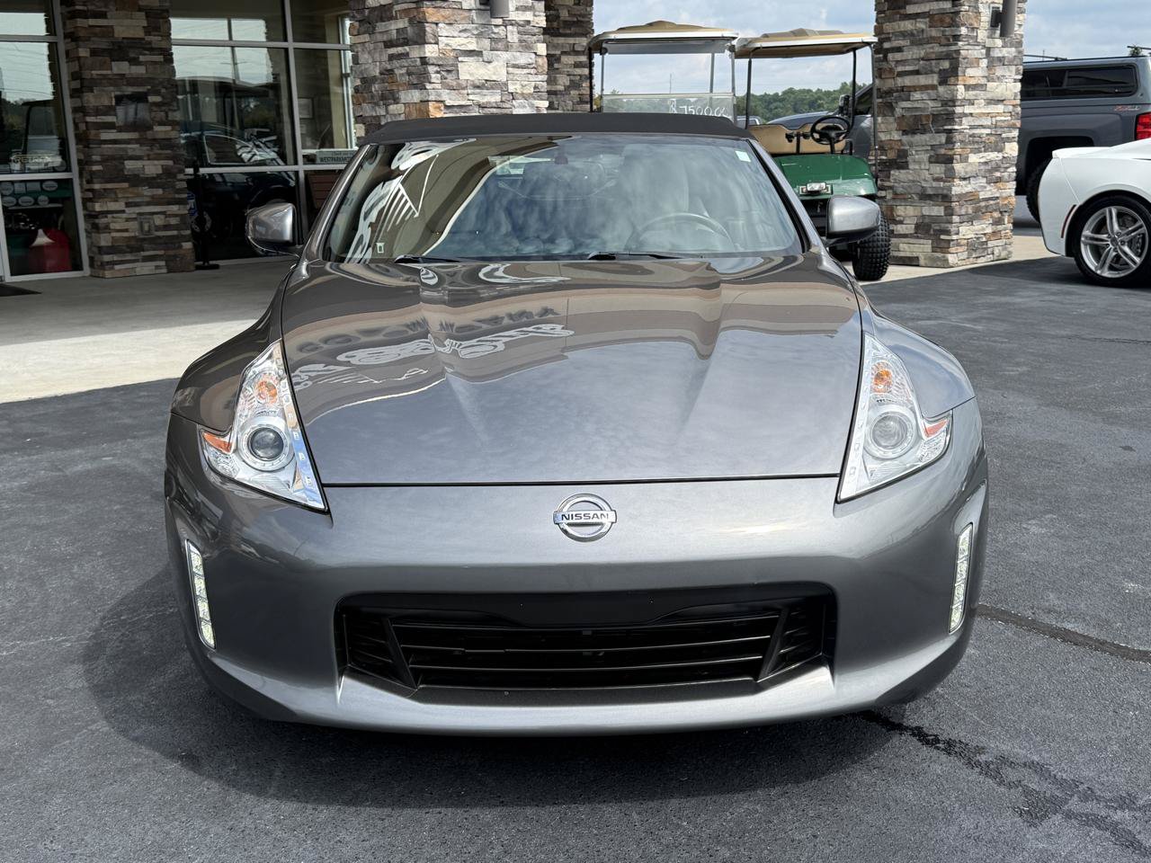 Used 2016 Nissan 370Z Touring Sport RWD image 6