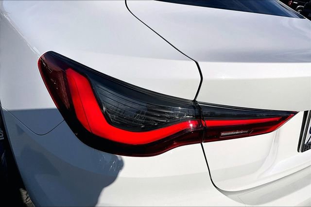 Used 2021 BMW 430i Coupe w/ Convenience Package image 23