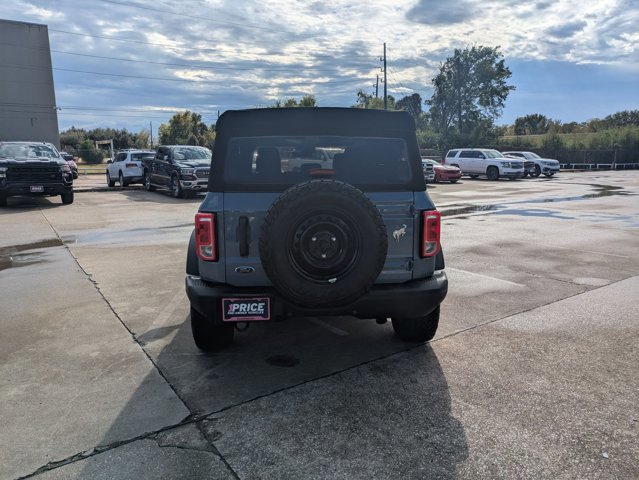 Used 2023 Ford Bronco Black Diamond image 6