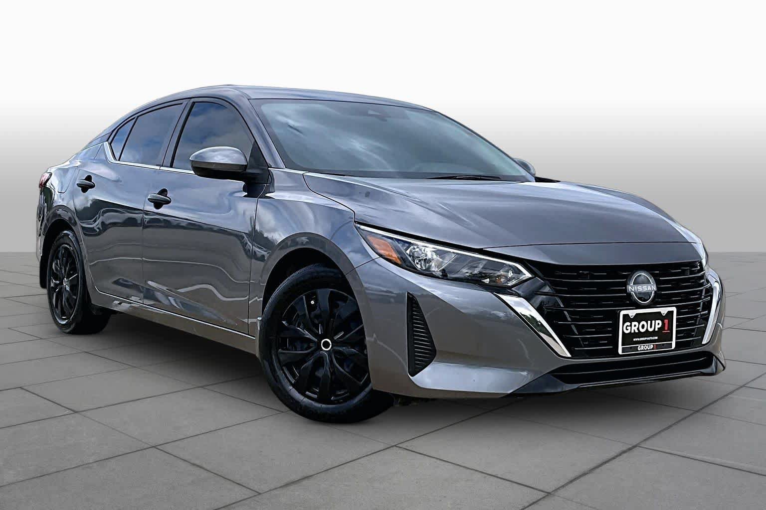 Used 2025 Nissan Sentra S FWD image 3