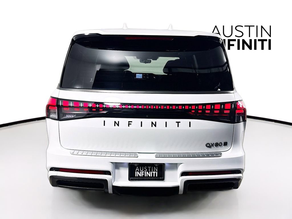 Certified 2026 INFINITI QX80 Autograph w/ Premium Cargo Package image 8