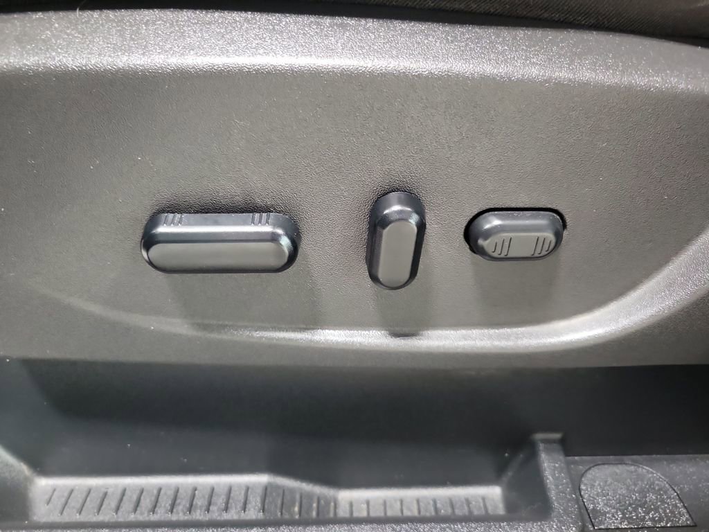 Used 2019 Ford Escape SEL image 29