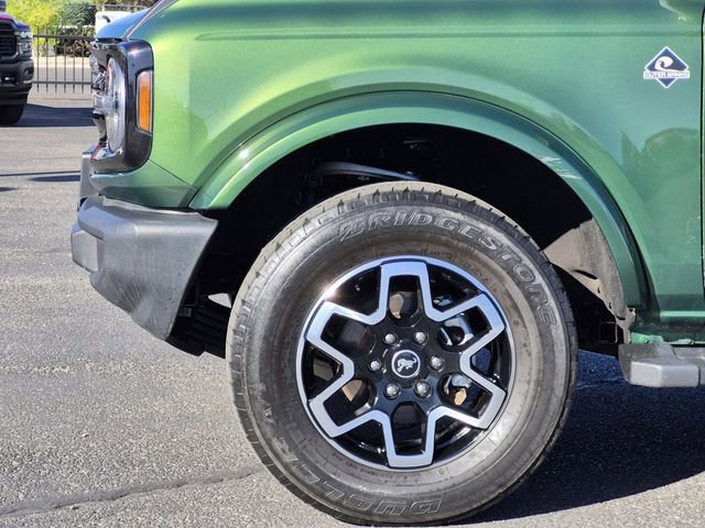 Used 2023 Ford Bronco Outer Banks AWD/4WD image 6