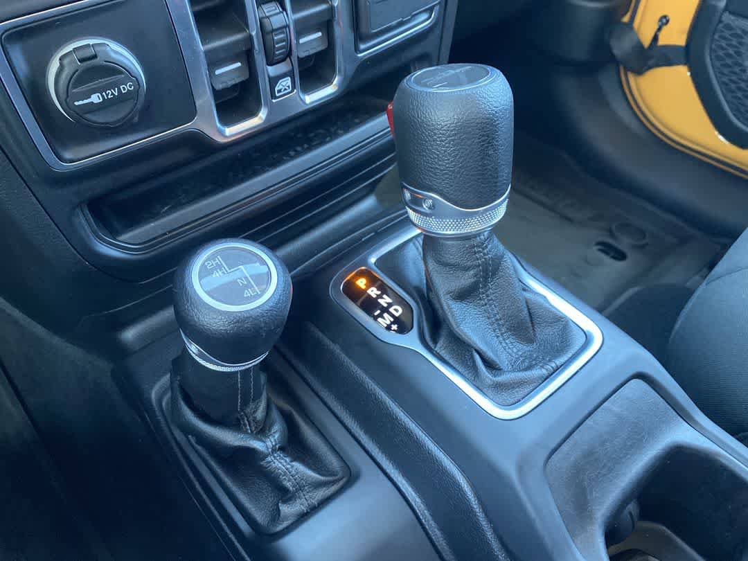 Used 2021 Jeep Gladiator Sport image 20