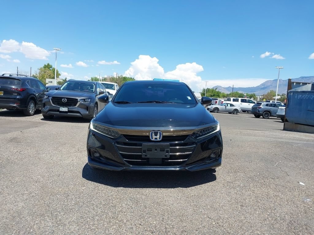 Used 2022 Honda Accord Sport image 2
