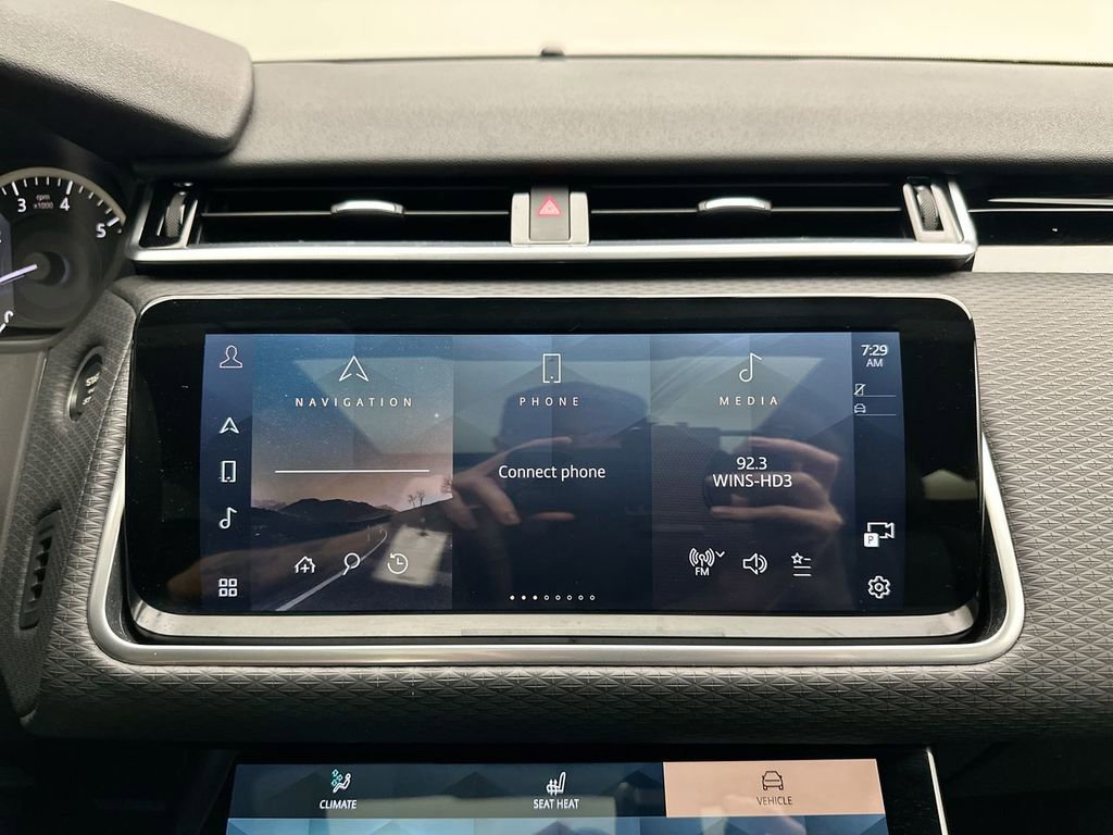 Certified 2022 Land Rover Range Rover Velar S AWD/4WD image 26