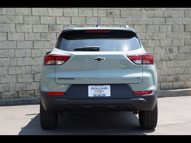 New 2026 Chevrolet TrailBlazer LT w/ Midnight Edition FWD image 17