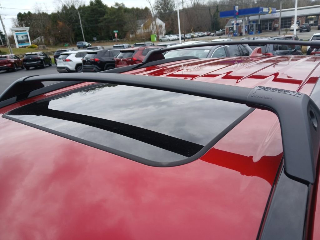 New 2025 Toyota RAV4 SE image 5