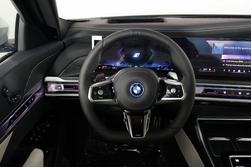 New 2026 BMW 750e xDrive w/ Executive Package image 3