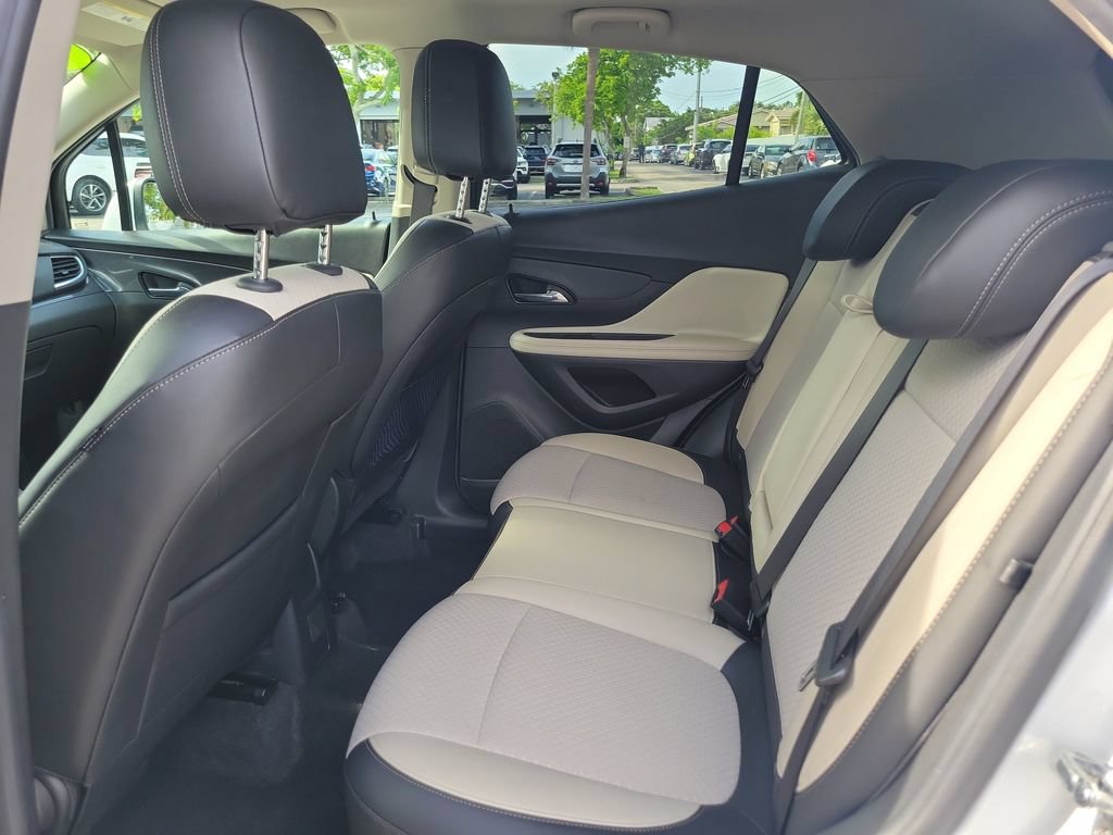 Used 2020 Buick Encore Preferred FWD image 11