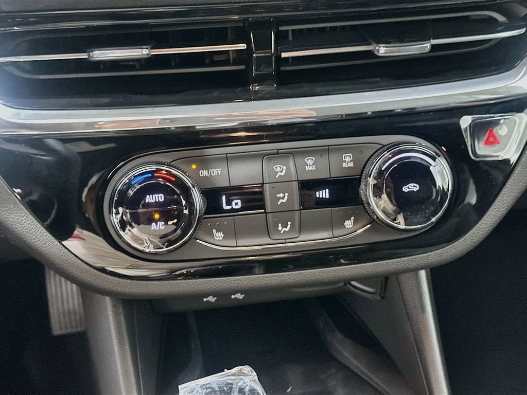 New 2026 Buick Envista Sport Touring w/ Convenience I Package FWD image 15