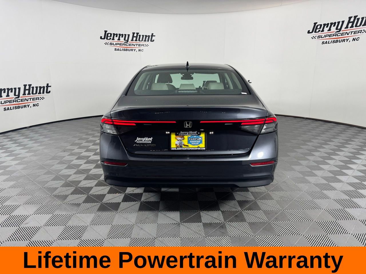 Used 2025 Honda Accord LX image 7