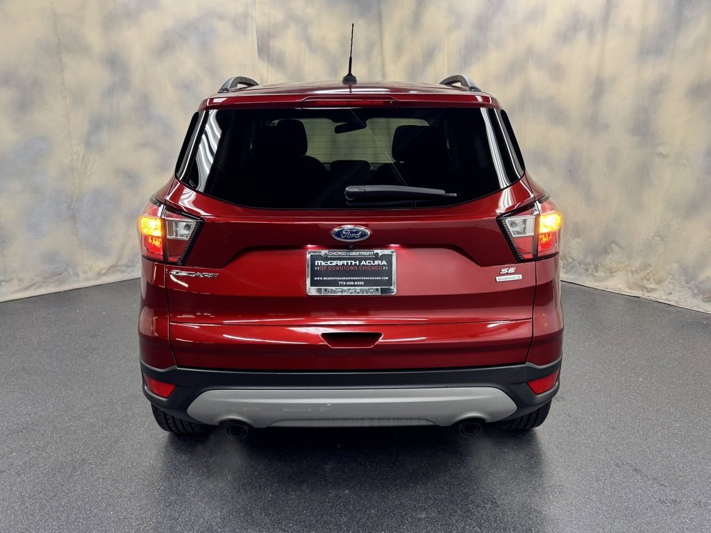 Used 2018 Ford Escape SE image 6