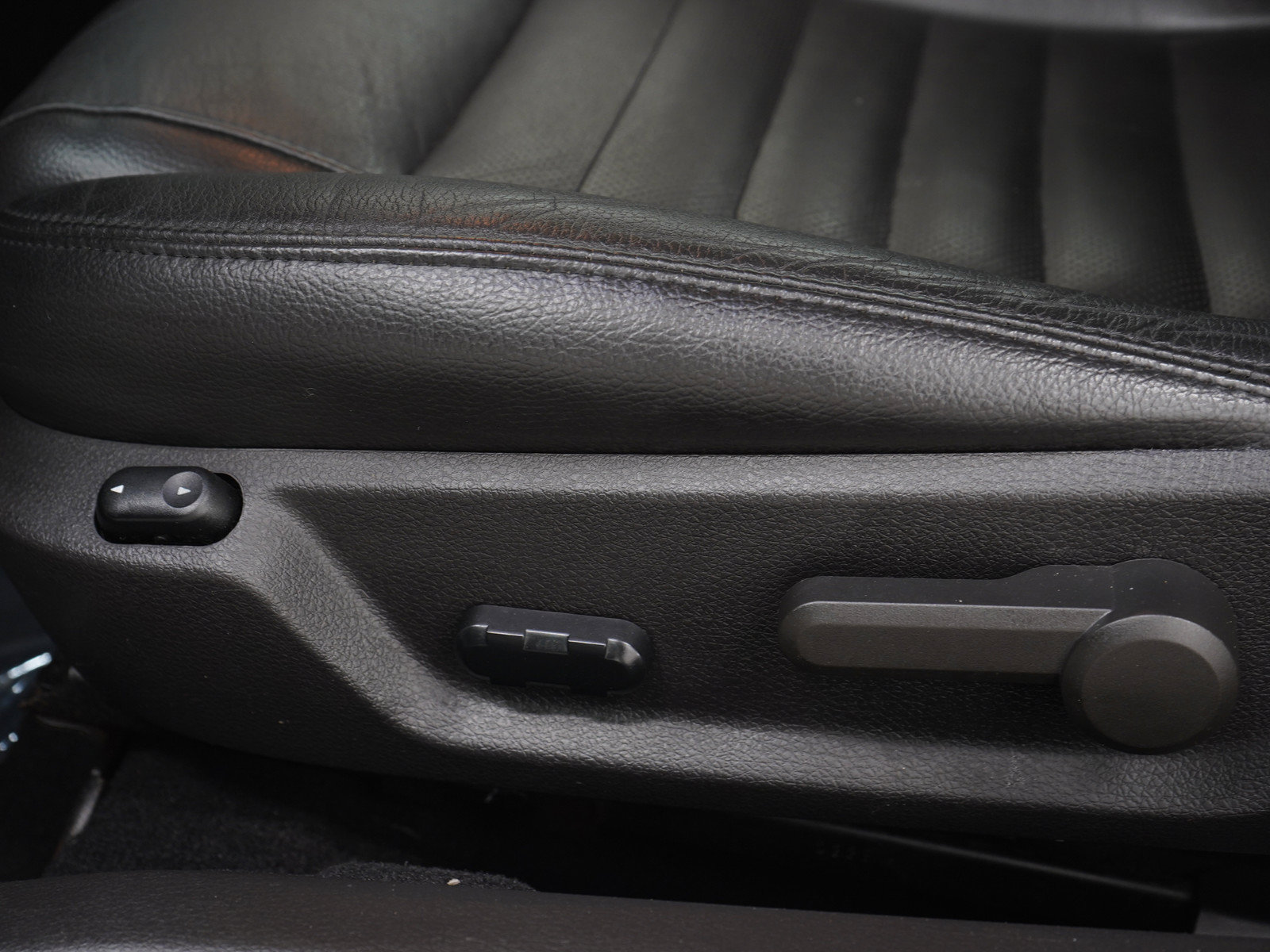 Used 2009 Ford Mustang Shelby GT500 RWD image 20
