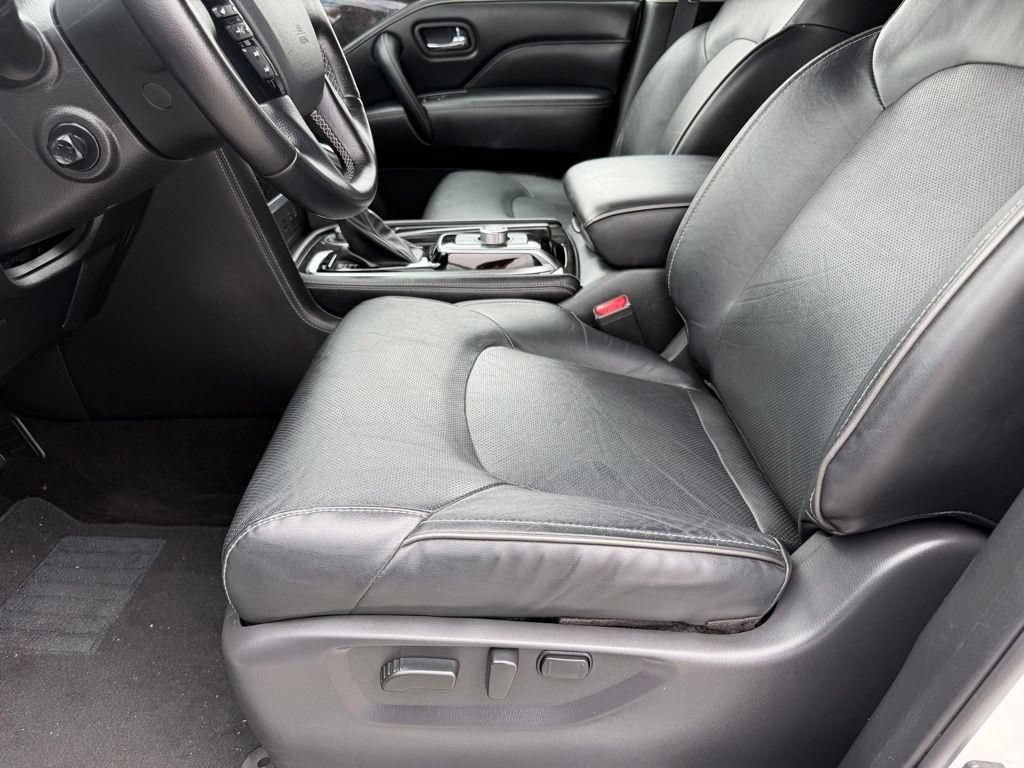 Used 2024 INFINITI QX80 Luxe AWD/4WD image 9