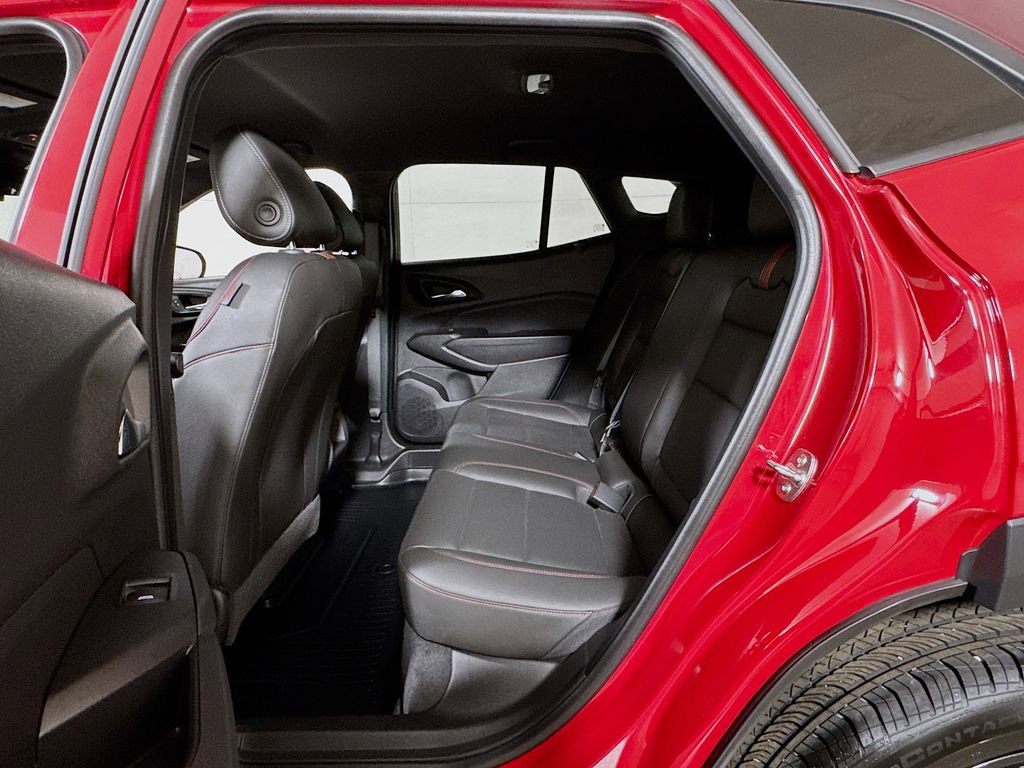 Certified 2026 Chevrolet Trax RS FWD image 21
