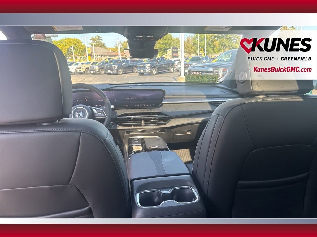 New 2026 Buick Enclave Sport Touring w/ Power Package image 39