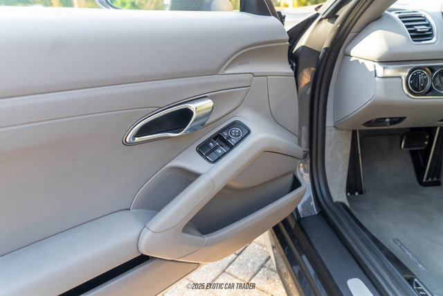 Used 2014 Porsche Cayman RWD image 18