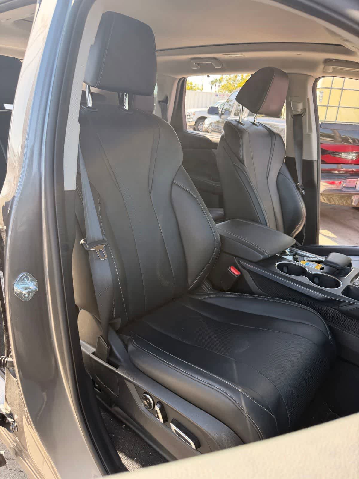 Used 2023 Acura MDX FWD w/ Technology Package image 13