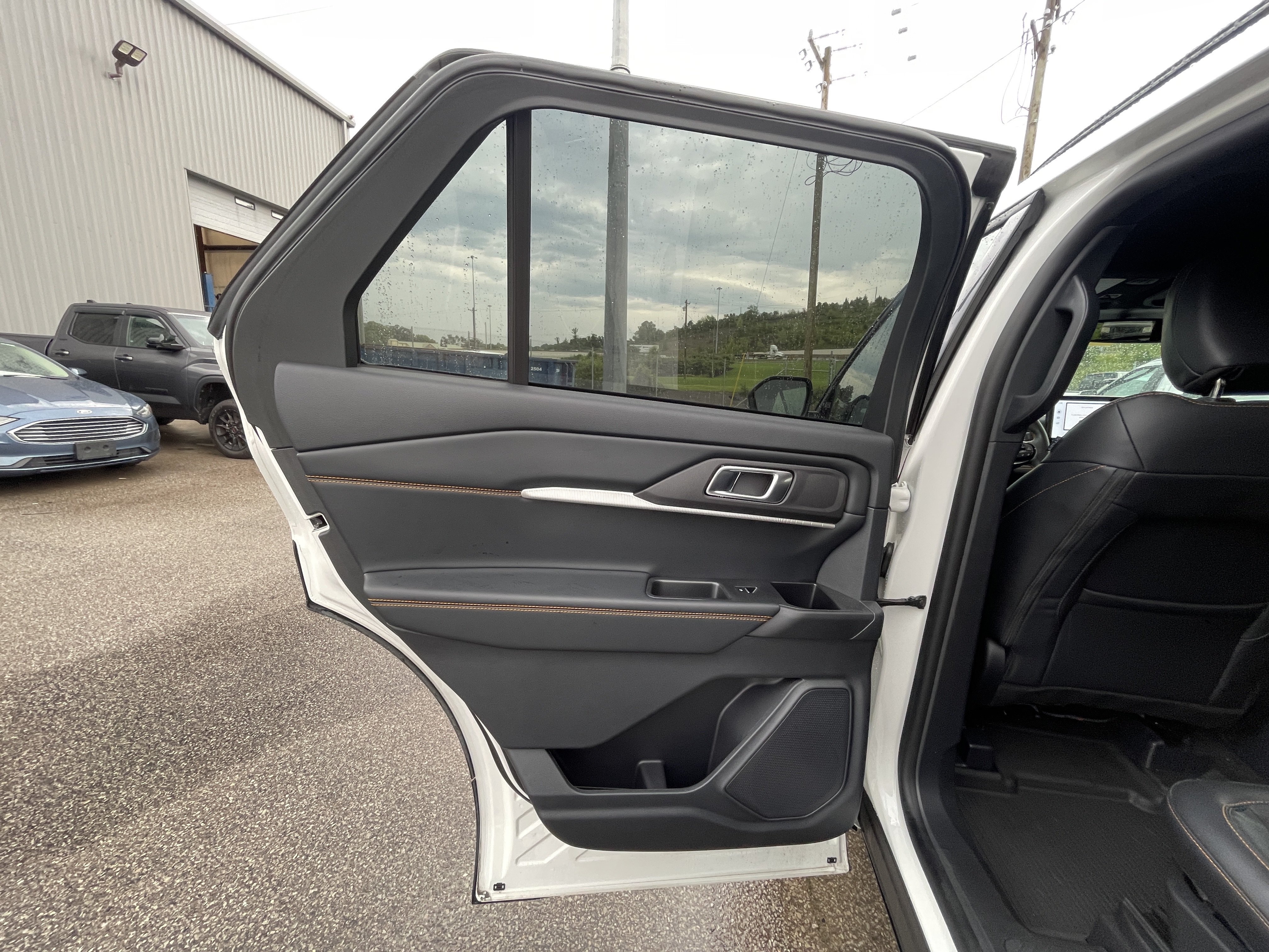 Used 2026 Ford Explorer Tremor w/ Tremor Convenience Package AWD/4WD image 30