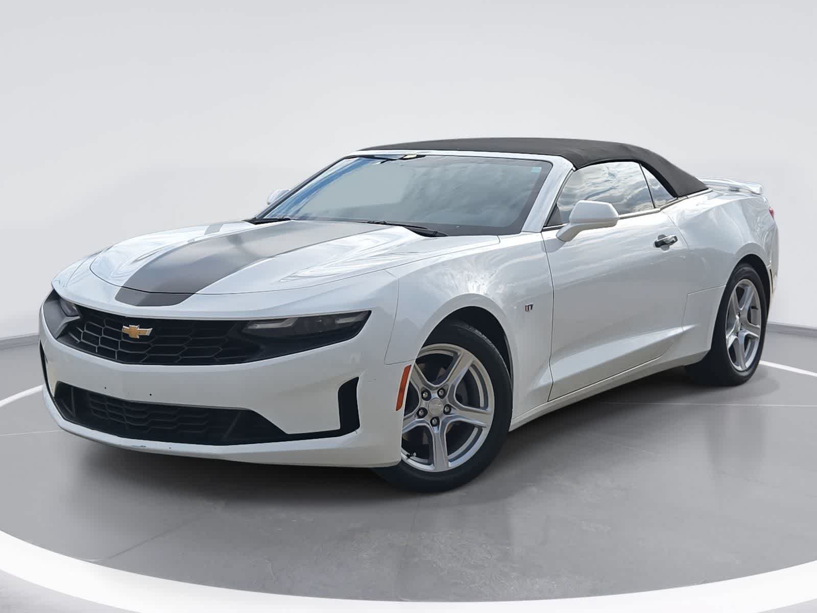 Used 2023 Chevrolet Camaro LT RWD image 1