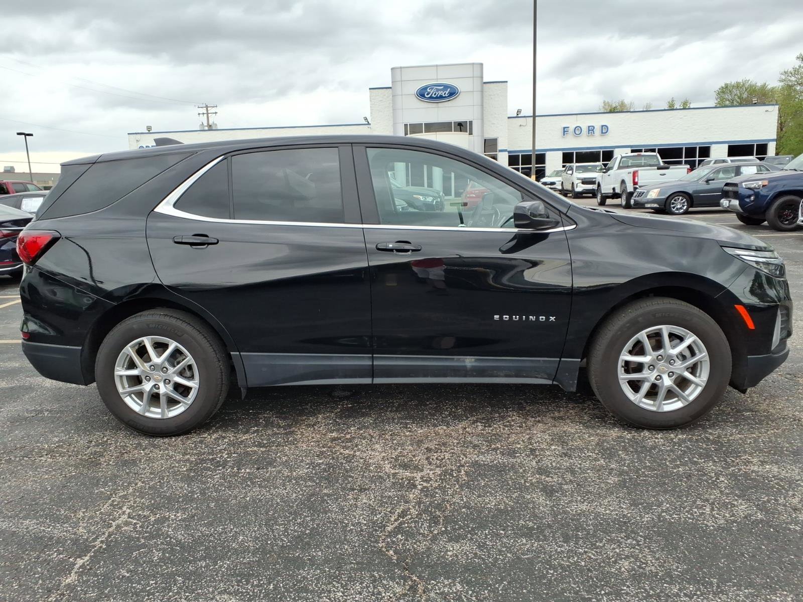 Used 2023 Chevrolet Equinox LT image 29