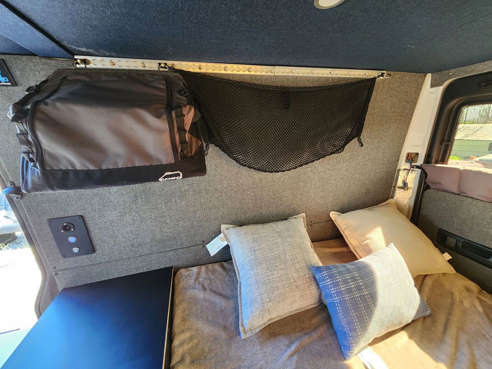 Used 2006 Dodge Sprinter 2500 w/ PWR Convenience Group image 34