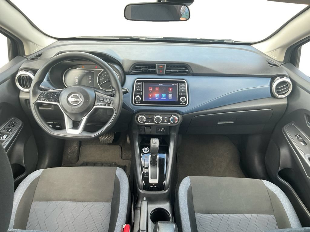 Used 2025 Nissan Versa SV FWD image 17