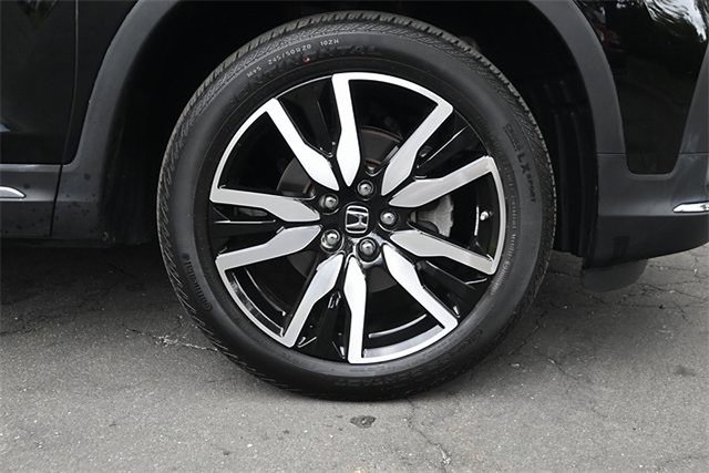 Certified 2022 Honda Pilot Touring image 9