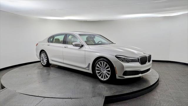 Used 2019 BMW 740i w/ Executive Package RWD image 11