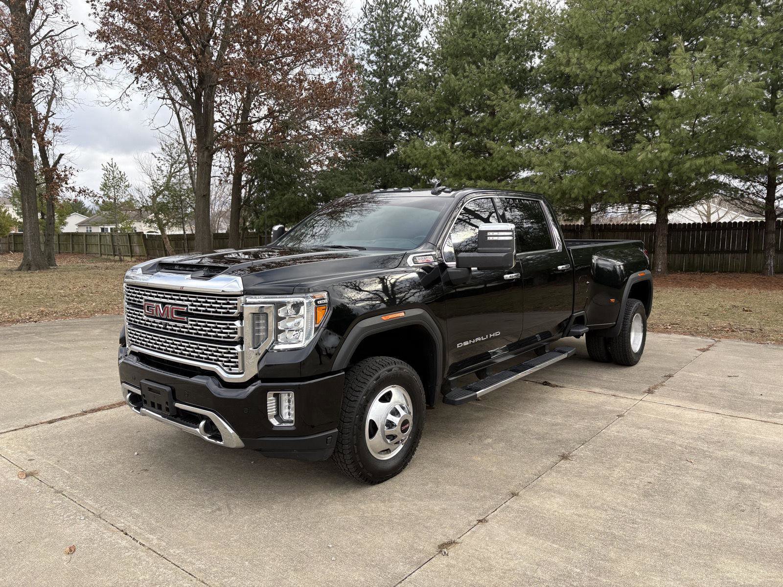 Used 2021 GMC Sierra 3500 Denali w/ Denali Ultimate Package image 21