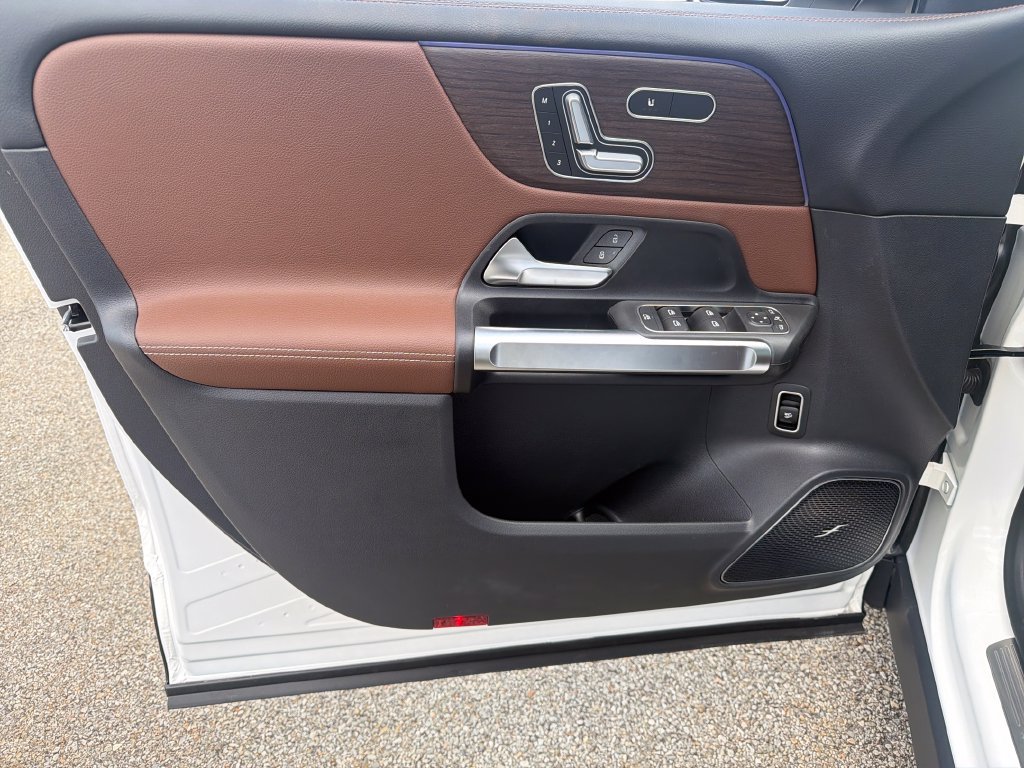 New 2026 Mercedes-Benz GLB 250 4MATIC image 10