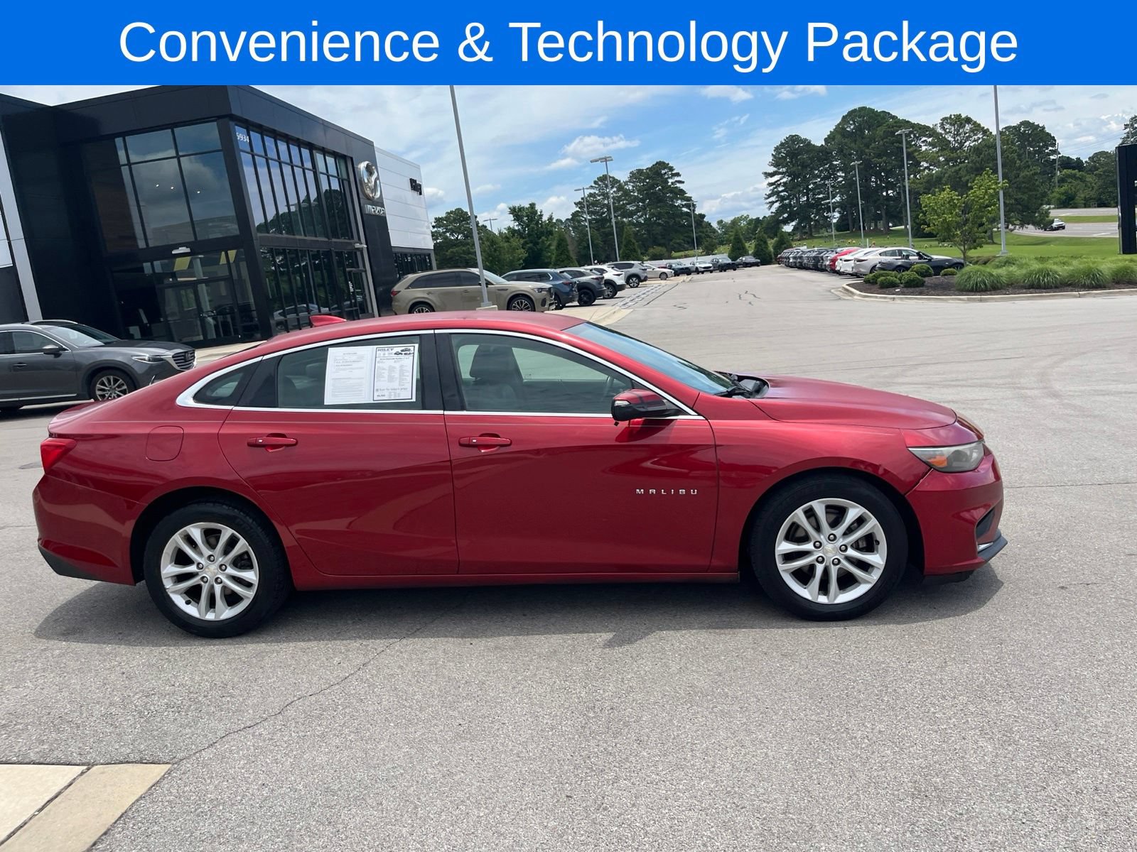 Used 2016 Chevrolet Malibu LT w/ Leather Package FWD image 4