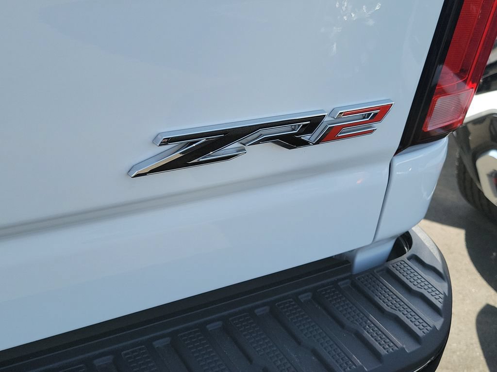 New 2026 Chevrolet Silverado 2500 ZR2 AWD/4WD image 26