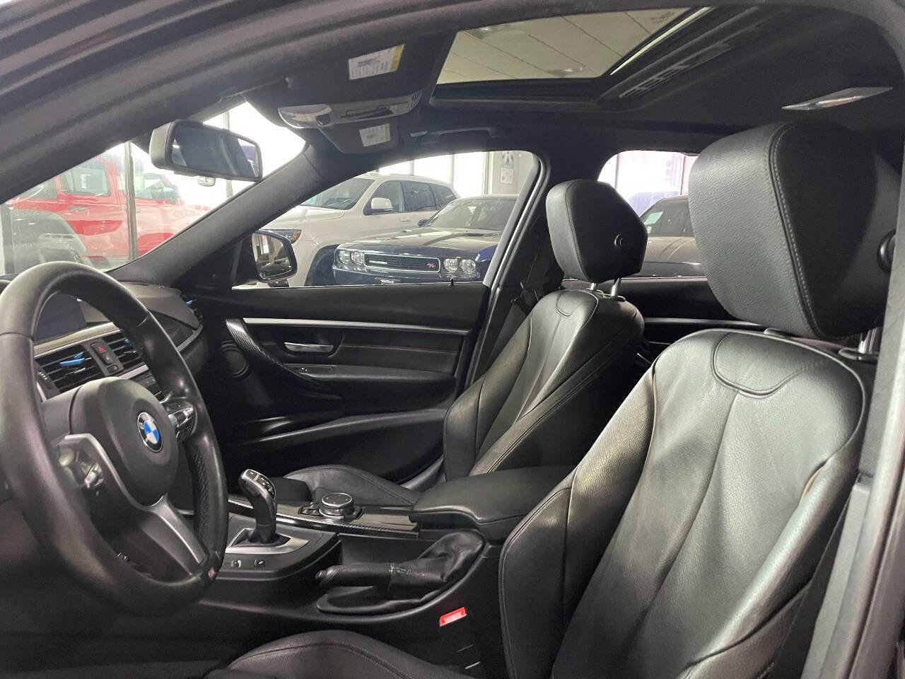 Used 2017 BMW 340i xDrive Sedan image 14