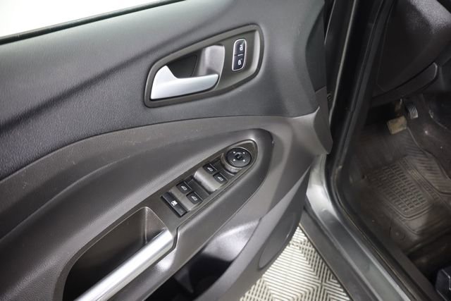 Used 2017 Ford Escape SE w/ SE Cold Weather Package image 28