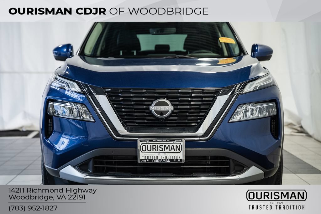Used 2023 Nissan Rogue Platinum AWD/4WD image 2