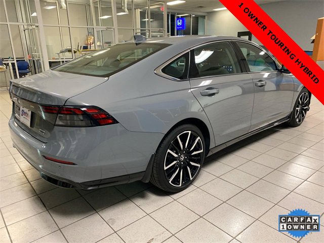 Used 2024 Honda Accord Touring image 8