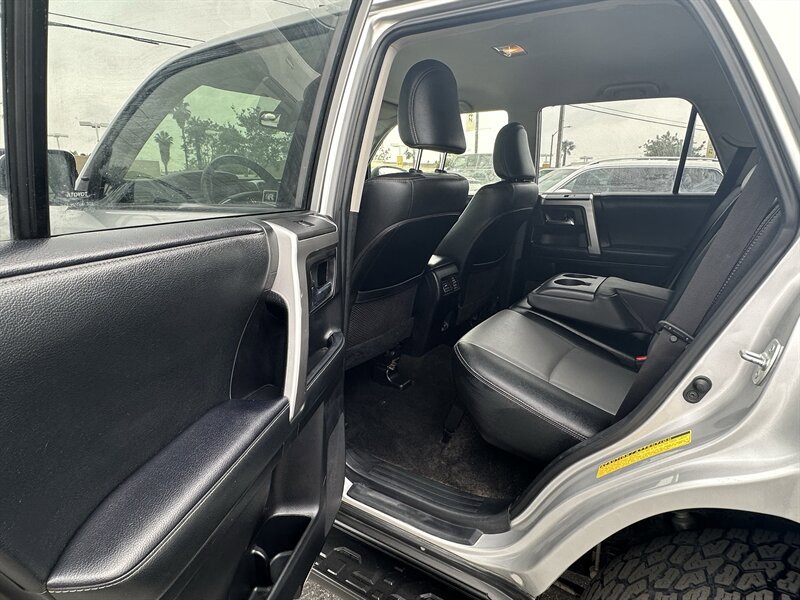 Used 2021 Toyota 4Runner SR5 Premium AWD/4WD image 15