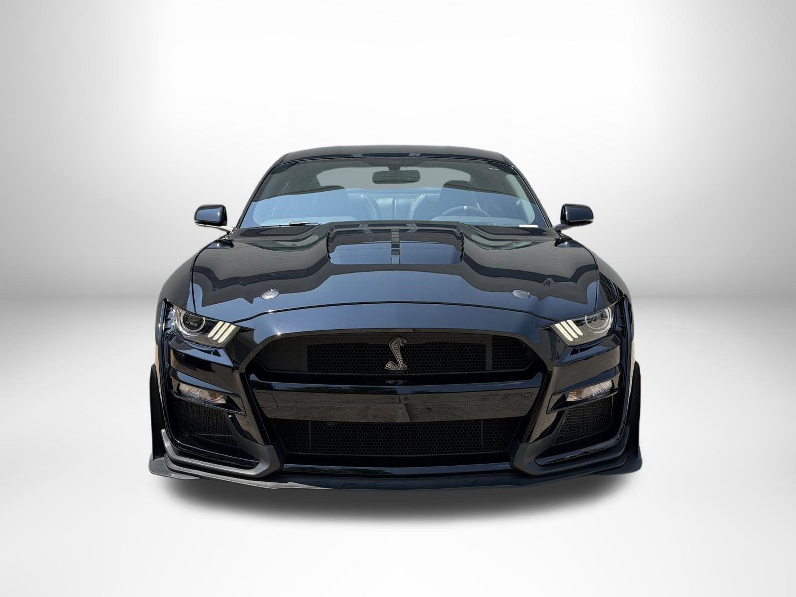 Used 2020 Ford Mustang Shelby GT500 w/ Technology Package RWD image 8