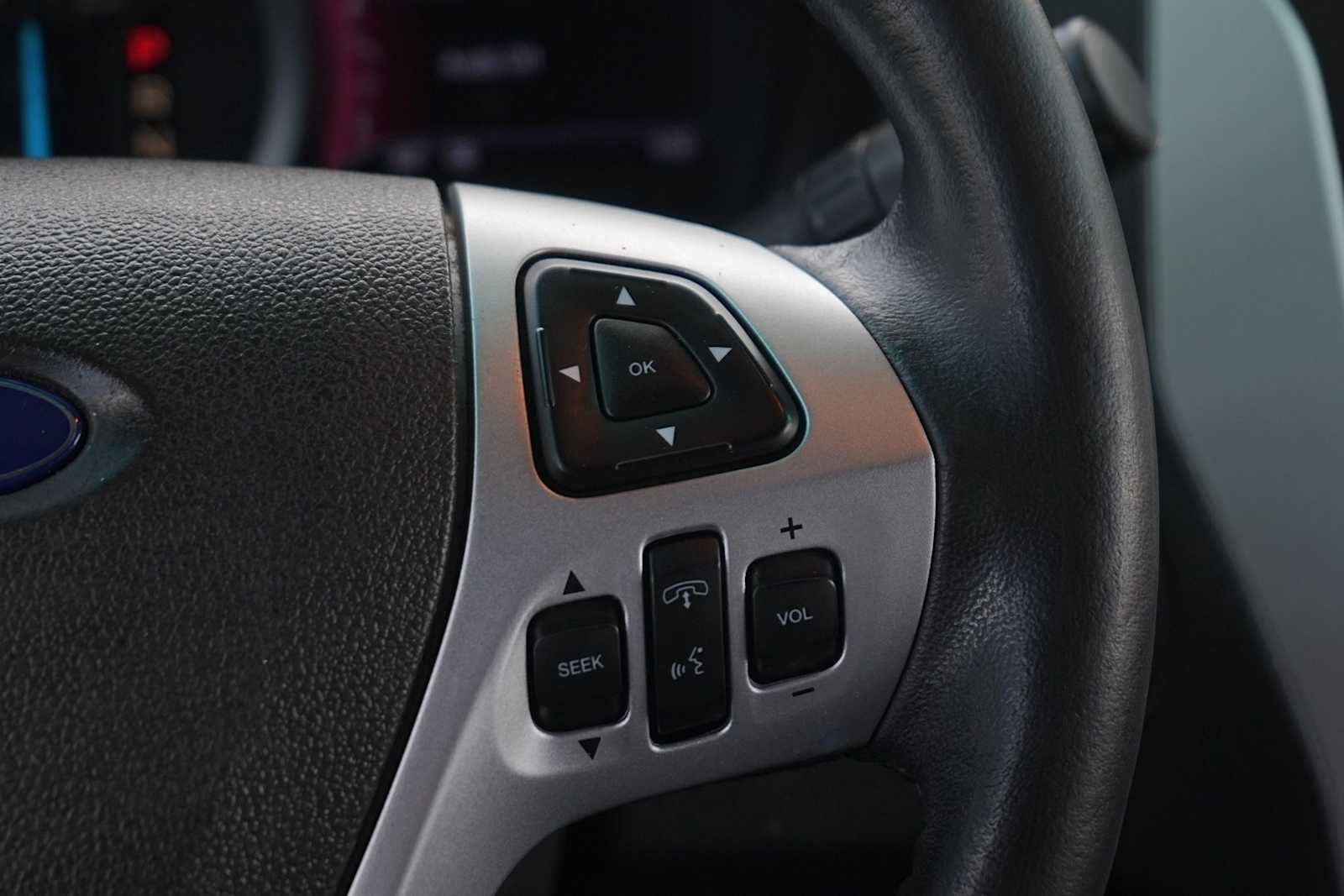 Used 2013 Ford Explorer Limited image 18