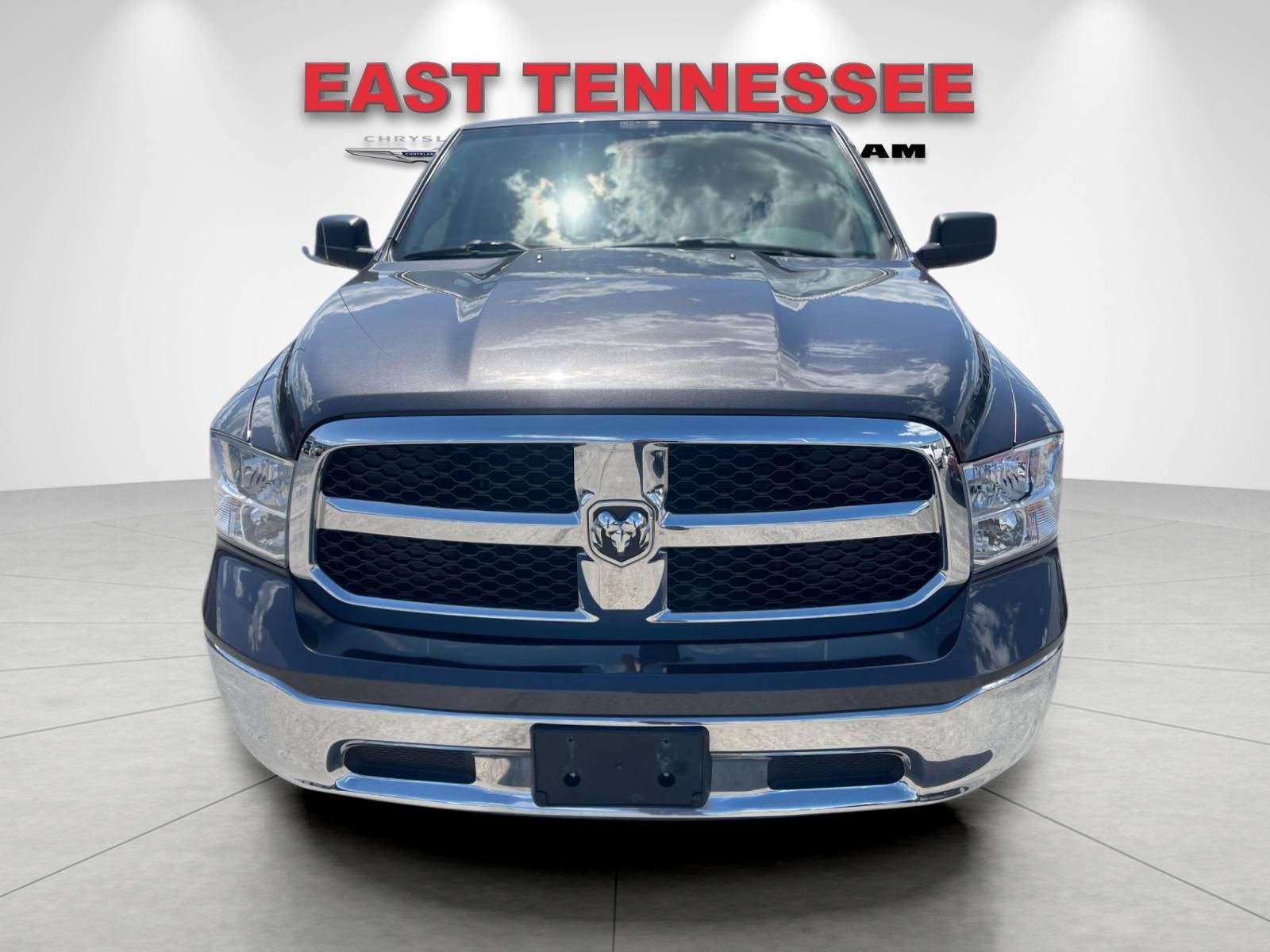 Used 2023 RAM 1500 Classic SLT AWD/4WD image 9