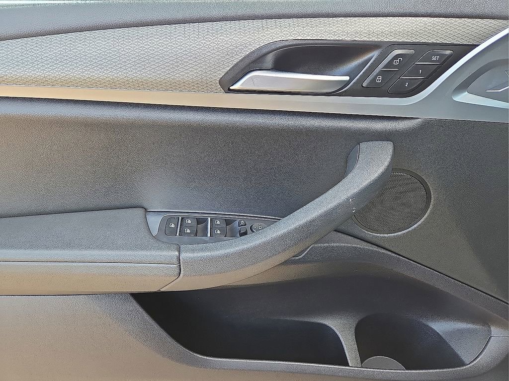 Used 2019 BMW X3 M40i image 23