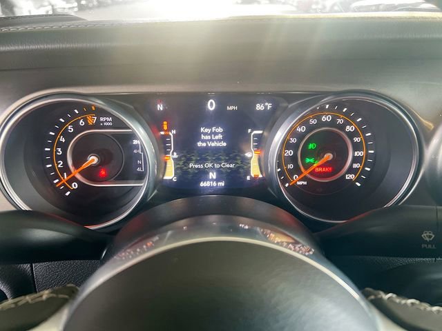 Used 2018 Jeep Wrangler Unlimited Sahara w/ Cold Weather Group image 15