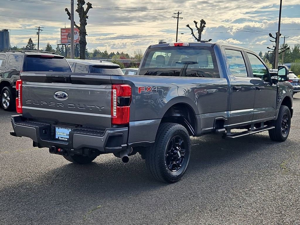 Used 2023 Ford F250 XL w/ STX Appearance Package image 5