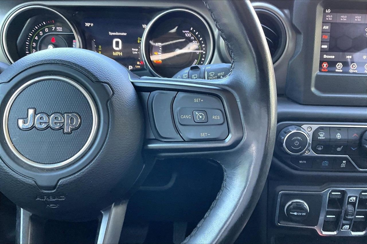 Used 2023 Jeep Wrangler Unlimited w/ Cold Weather Group image 29