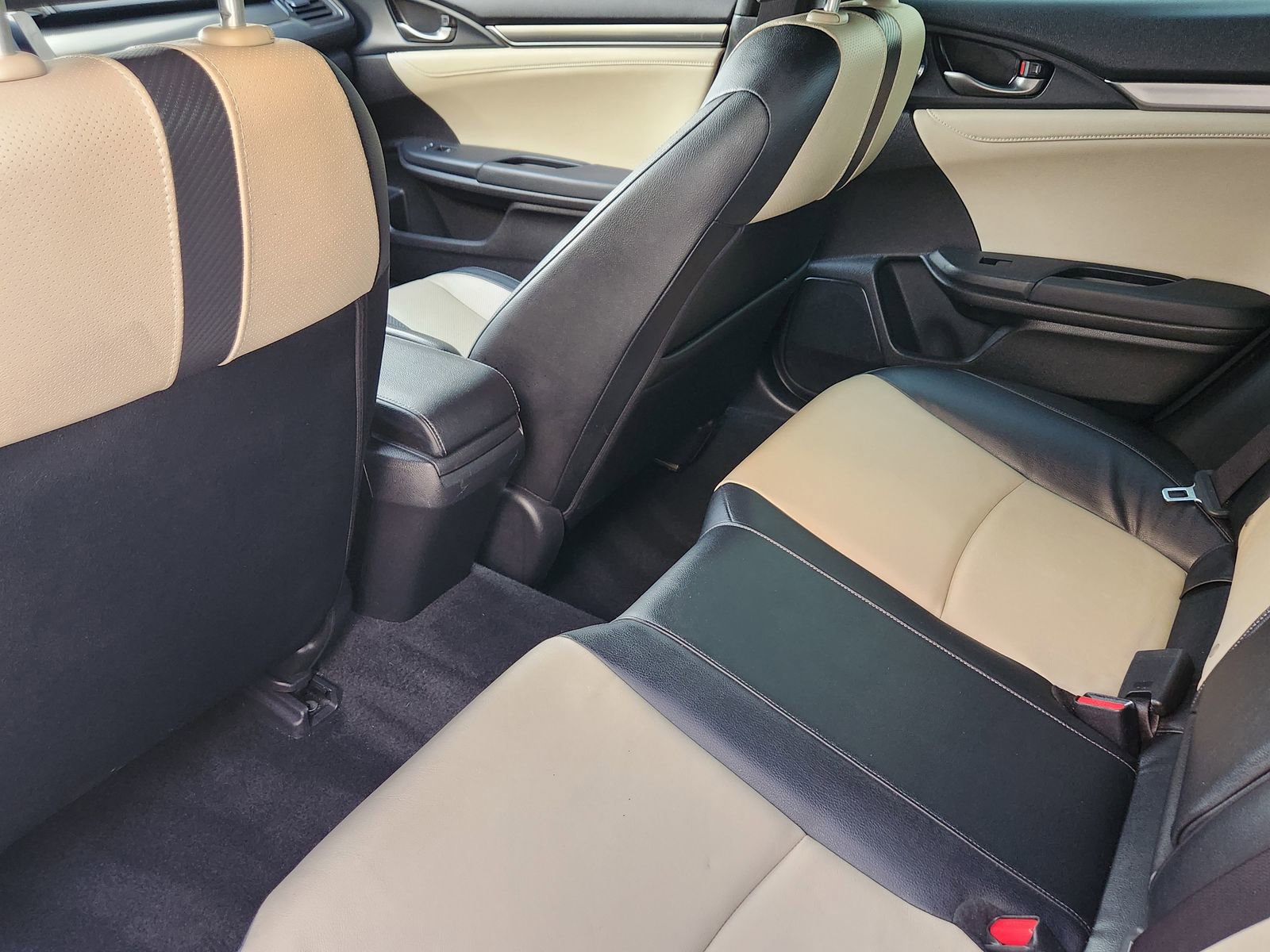 Used 2018 Honda Civic EX-L image 36